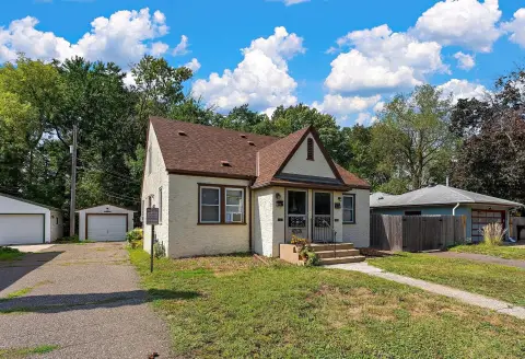 Side-by-Side Duplex with Garage