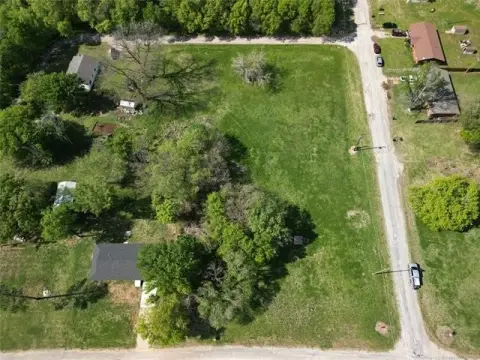 Residential Lot in Davis, OK