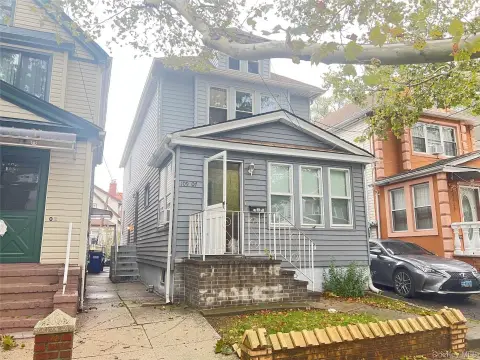 Duplex with Occupied Upper Floor