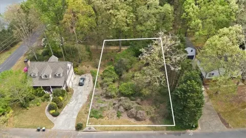 Residential Land in High-Demand Location