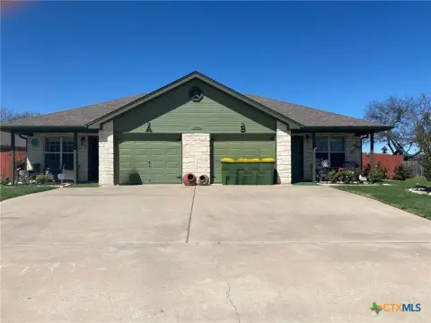 Well-Maintained Duplex with Garages