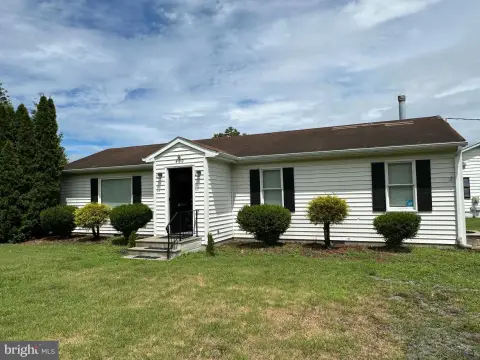 Delmar Office Building on Double Lot