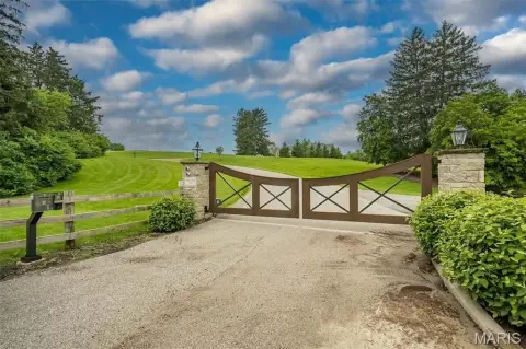 Huntleigh Estate Parcel Opportunity