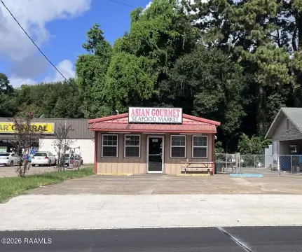 Restaurant Space with FFE