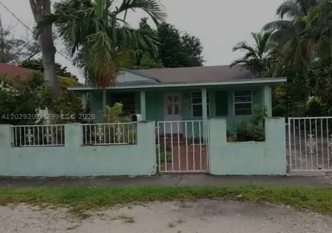 Income-Generating Duplex With Repair Needs