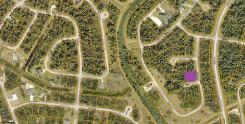 Oversized Corner Lot in North Port