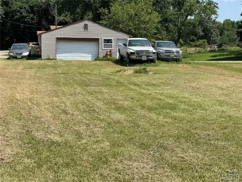 Corner Lot Near I-55