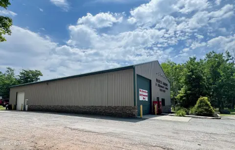 Flex Building with Overhead Doors
