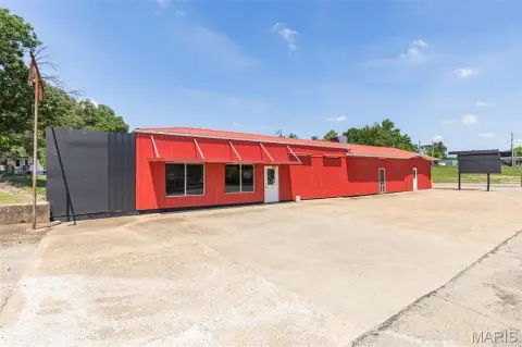 Restaurant Building with Drive-Through