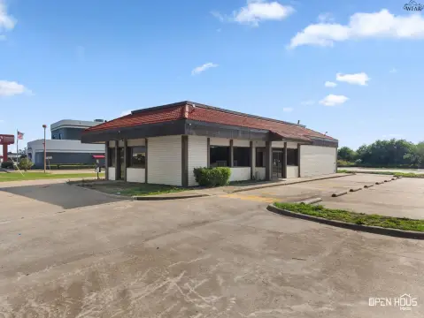 High-Visibility Commercial Building