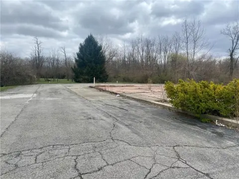 Commercial Land
