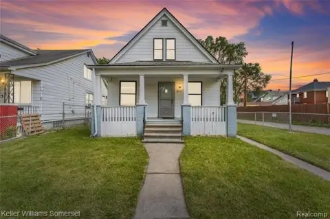 Two-Unit Duplex with Shared Laundry