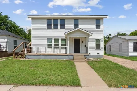 Income-Producing Duplex Near Downtown Temple