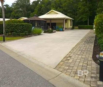 Motor Coach Resort Casita and Pavilion