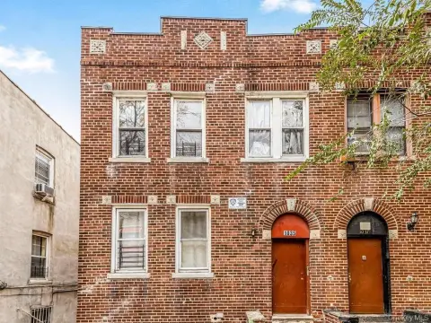 5-Unit Apartment Building
