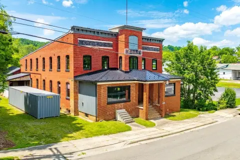 Mixed-Use Commercial Building