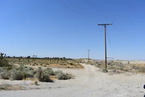 Littlerock Land on Pearblossom Highway