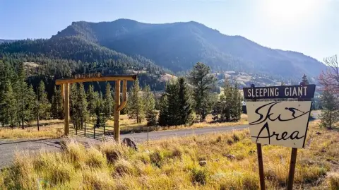 Adventure Lodge Near Yellowstone Entrance