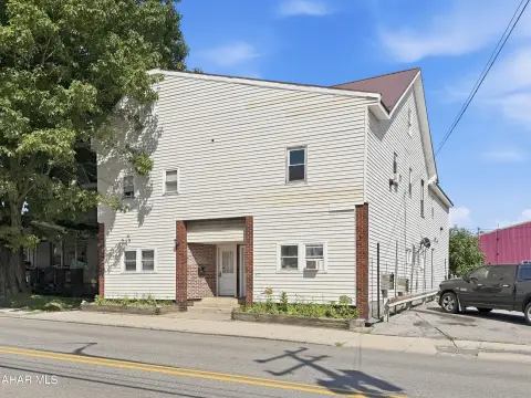Quadplexes Portfolio Investment