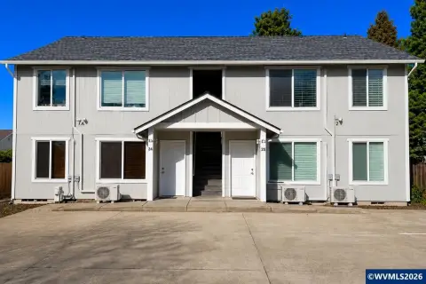 Fourplex with Washer/Dryer Hookups