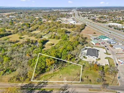 Retail-Zoned Commercial Land