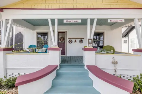 Versatile New Smyrna Beach Property