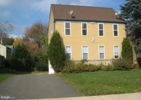 Duplex with Central Air Units