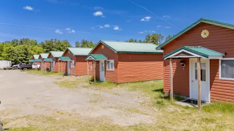 Multi-Use Investment Property in Milo