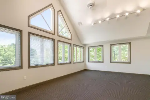 Falls Church Office Suite