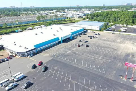 Retail-Industrial Flex Building
