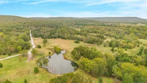 40 Acres with Tulsa Views