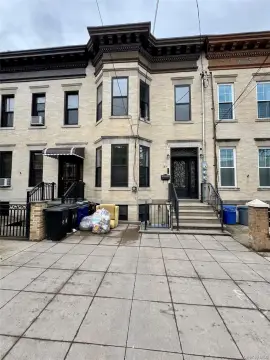 Greenpoint Townhouse with Heated Sidewalks