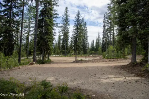 Off-Grid Land Near Lolo Pass