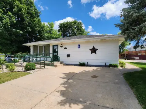 Office Building with Heated Garage