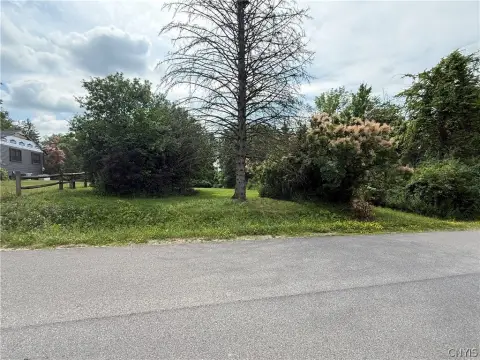 Residential Building Lot with Utilities