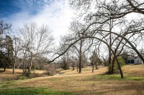 Brenham Vacant Lot Near Downtown