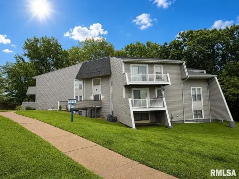 19-Unit Apartment Building Package