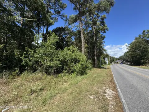 Commercial Land
