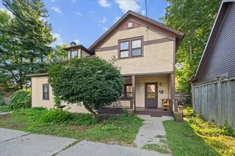 Historic Duplex Carriage House