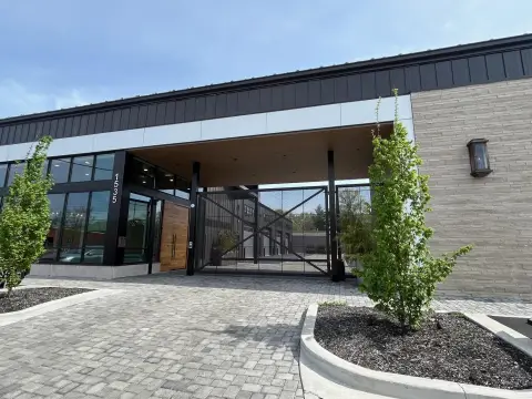 Luxury Garage Condos For Rent