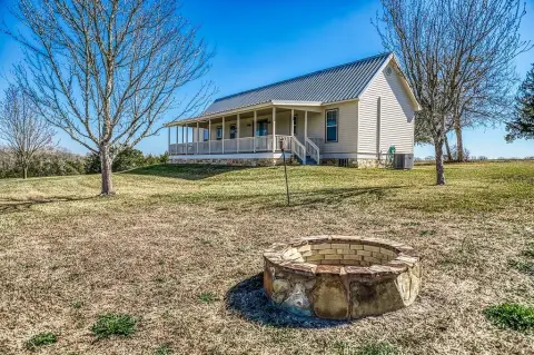 Fayetteville Farmhouse with Creek Views