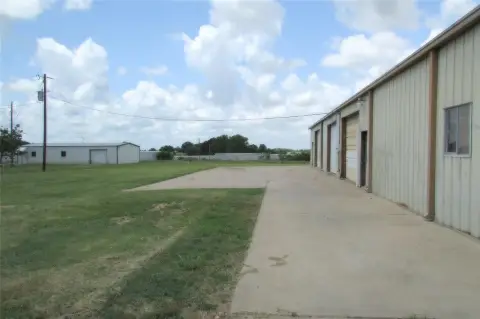 Metal Warehouse with Roll-Up Doors