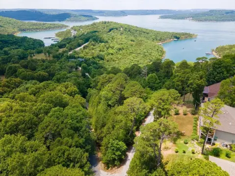 Land For Sale, Blue Eye