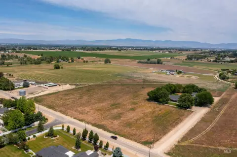 Irrigated Land Parcel with Mixed-Use Zoning