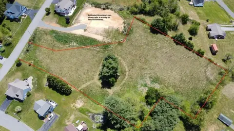Expansive Lot in Colonial Acres