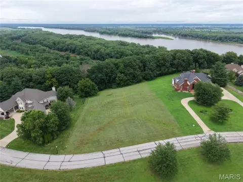 Land with Mississippi River Views