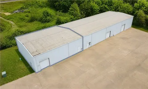 Flex Space with Grade-Level Door