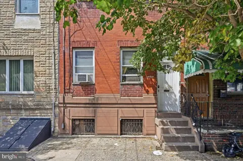 Three-Unit Floor-Through Triplex