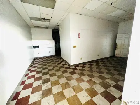 Commercial Specialty Space for Lease