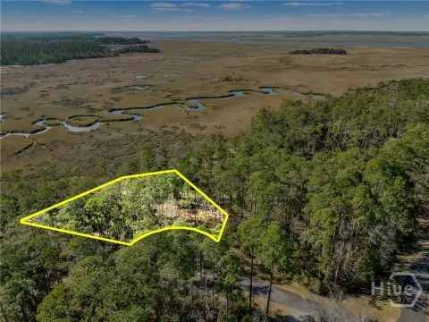 Marsh-Front Homesite in Gated Community